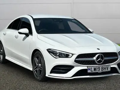Usado Mercedes CLA180 AMG Line Premium 136 HP (100 kW) 2022 Sedan