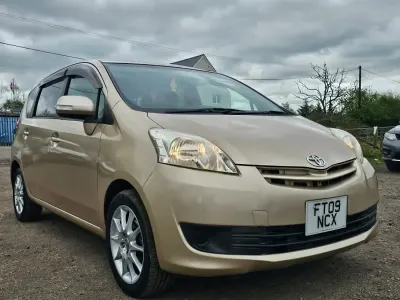 Gebraucht Toyota Corolla 2009 Gold Limousine