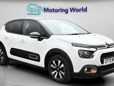 Begagnad Citroën C3 PureTech 83 HK (61 kW) 2023 Vit Halvkombi