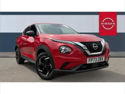 Used Nissan Juke N-Connecta 114 HP (83 kW) 2023 Red SUV