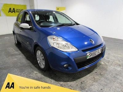 Used Renault Clio II 75 HP (55 kW) 2010 Blue Hatchback