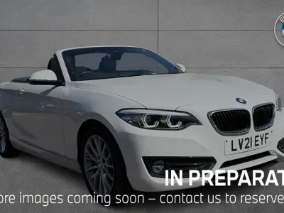 Begagnad BMW 218 Comfort Edition 134 HK (98 kW) 2021 Vit Cab