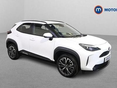 Used Toyota Yaris Hybrid 116 HP (85 kW) 2024 White Hatchback