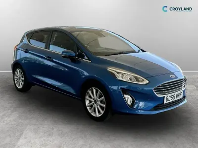 Used Ford Fiesta Titanium 100 HP (73 kW) 2019 Blue Hatchback