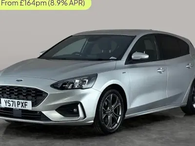 Used Ford Focus ST-Line 125 HP (91 kW) 2021 Silver Hatchback
