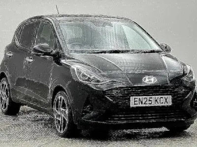 Used Hyundai i10 Premium 79 HP (58 kW) 2025 Black Hatchback