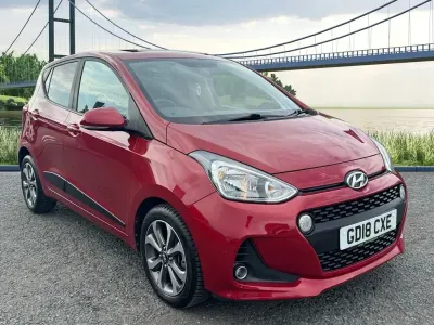Used Hyundai i10 Premium SE 87 HP (63 kW) 2018 Red Hatchback