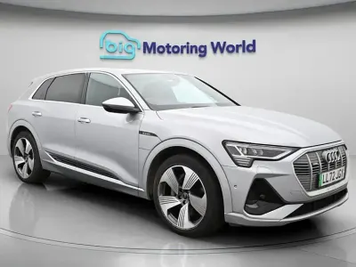 Usado Audi e-tron S-Line 11 kW (15 CV) 2022 SUV