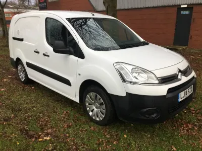 Used Citroën e-Berlingo 90 HP (66 kW) 2014 White