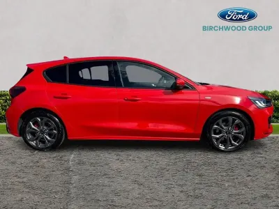 Used Ford Focus ST 2026 Race red Hatchback