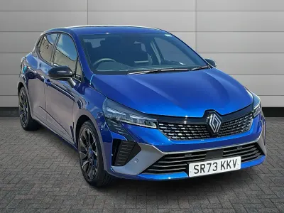 Used Renault Clio 143 HP (105 kW) 2023 Blue  Hatchback