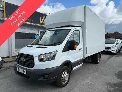 Usado Ford Transit 130 HP (95 kW) 2018 Branco Cabrios