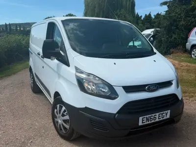 Used Ford Transit Custom 130 HP (95 kW) 2017 White Van