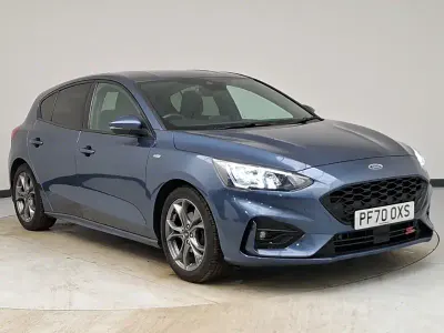 Käytetty Ford Focus ST-Line 125 HP (91 kW) 2021 Sininen Viistoperä