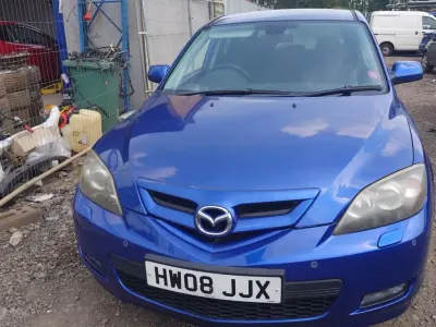 Używany Mazda 3 Inclusive 105 KM (77 kW) 2008 Niebieski Hatchback