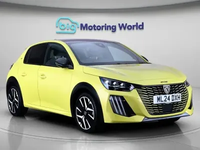 Used Peugeot 208 GT 100 HP (73 kW) 2024 Yellow Hatchback