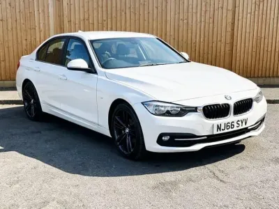 Used BMW 330 Sport Line 248 HP (182 kW) 2016 Sedan