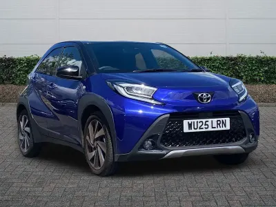 Used Toyota Aygo X 72 HP (52 kW) 2025 Blue SUV