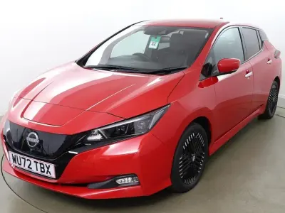 Used Nissan Leaf Tekna 110 kW (150 HP) 2022 Red Hatchback
