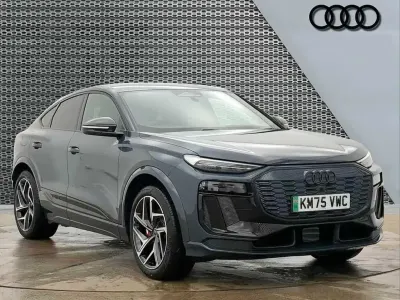 New Audi SQ6 e-tron Advanced 359 kW (489 HP) 2025 Blue SUV