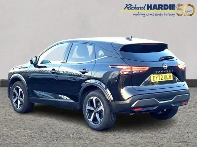 Used Nissan Qashqai N-Connecta 138 HP (101 kW) 2022 Black SUV