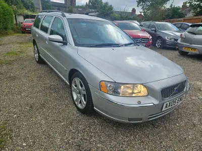 Used Volvo V70 SE 170 HP (125 kW) 2005 Mystic silver metallic Estate