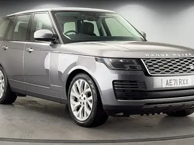 Używany Land Rover Range Rover Vogue SE 300 KM (220 kW) 2021 Szary SUV