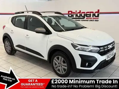 Used Dacia Sandero Expression 2023 White Hatchback