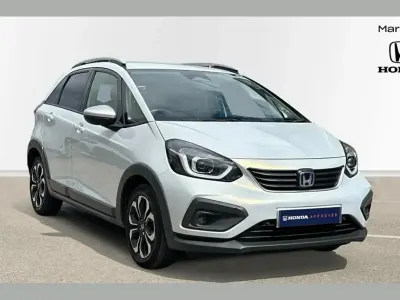 Used Honda Jazz Hybrid 109 HP (80 kW) 2021 White Hatchback