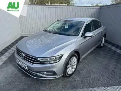 Usado VW Passat SEL 2020 Prateado Sedan
