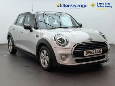 Used Mini Cooper Hatch 2018 Silver Hatchback