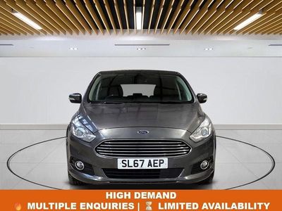 Begagnad Ford S-MAX Titanium 150 HK (110 kW) 2017 Grå Minibuss