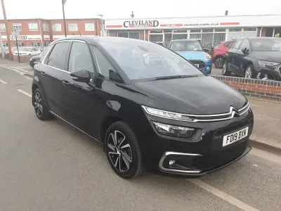Używany Citroën C4 Feel 2019 Czarny Minivan