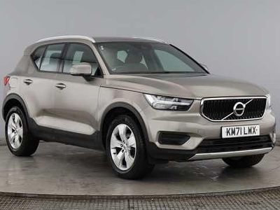 Used 2022 Volvo XC40 Momentum SUV | £20,690 (Fair price)