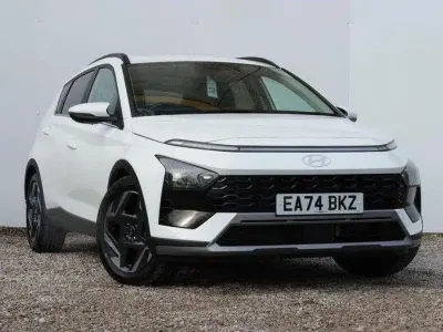 Begagnad Hyundai Bayon Premium 100 HK (73 kW) 2024 Vit SUV