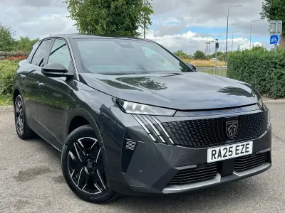 New Peugeot 3008 GTi 2025 Titane grey metallic SUV