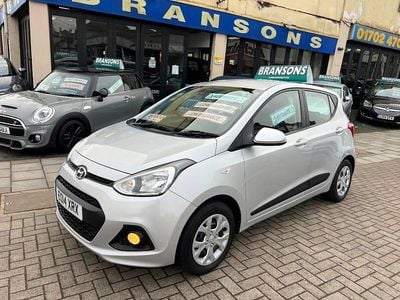 Silver Used 2014 Hyundai i10 SE Hatchback | £7,990 (Fair price)
