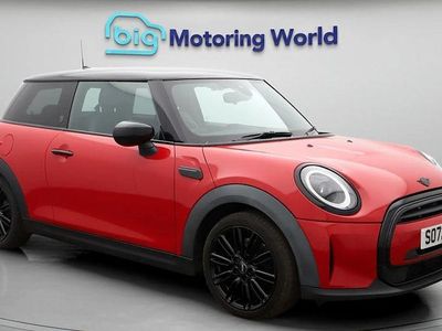 Usado Mini Cooper Exclusive 136 HP (100 kW) 2022 Vermelho Citadino