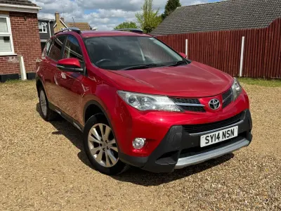 Usado Toyota RAV4 150 CV (110 kW) 2014 Rojo SUV