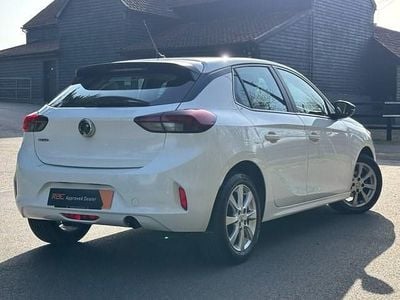 Used Vauxhall Corsa Design Edition 75 HP (55 kW) 2023 White Hatchback