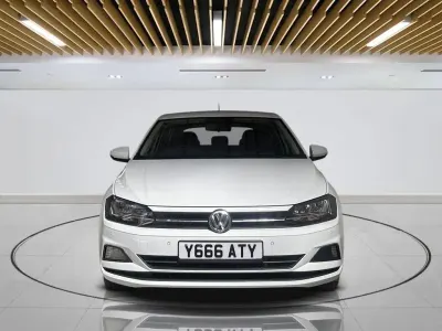 Used VW Polo SE 95 HP (69 kW) 2020 White Hatchback