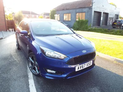 Used Ford Focus ST-Line X 140 HP (102 kW) 2018 Blue Hatchback