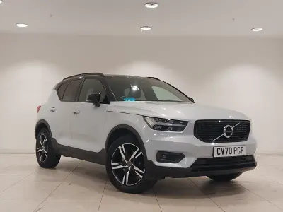 Used Volvo XC40 R-Design 163 HP (119 kW) 2020 Silver SUV