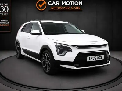 Used Kia Niro 2023 White SUV