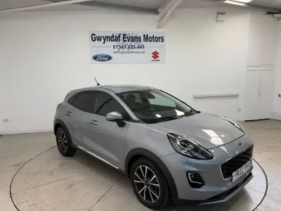 Używany Ford Puma Titanium 125 KM (91 kW) 2022 Srebrny SUV