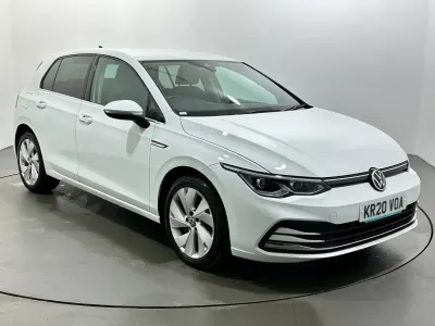 Second-hand VW Golf VII Style 150 CP (110 kW) 2020 Alb Hatchback