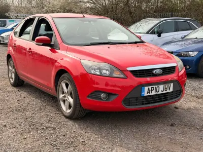 Used Ford Focus 110 HP (80 kW) 2010 Red Hatchback