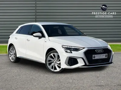 Begagnad Audi A3 Sportback e-tron S-Line 2021 Vit Halvkombi