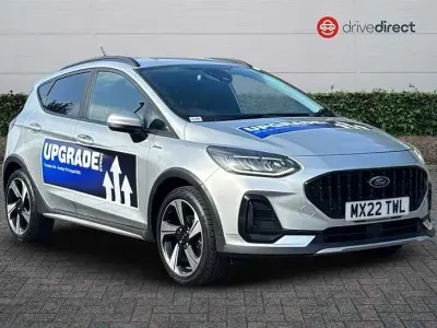 Usado Ford Fiesta Active X 101 HP (74 kW) 2022 Prateado Citadino