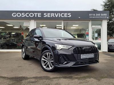 Begagnad Audi Q3 Black Edition 2022 Svart SUV